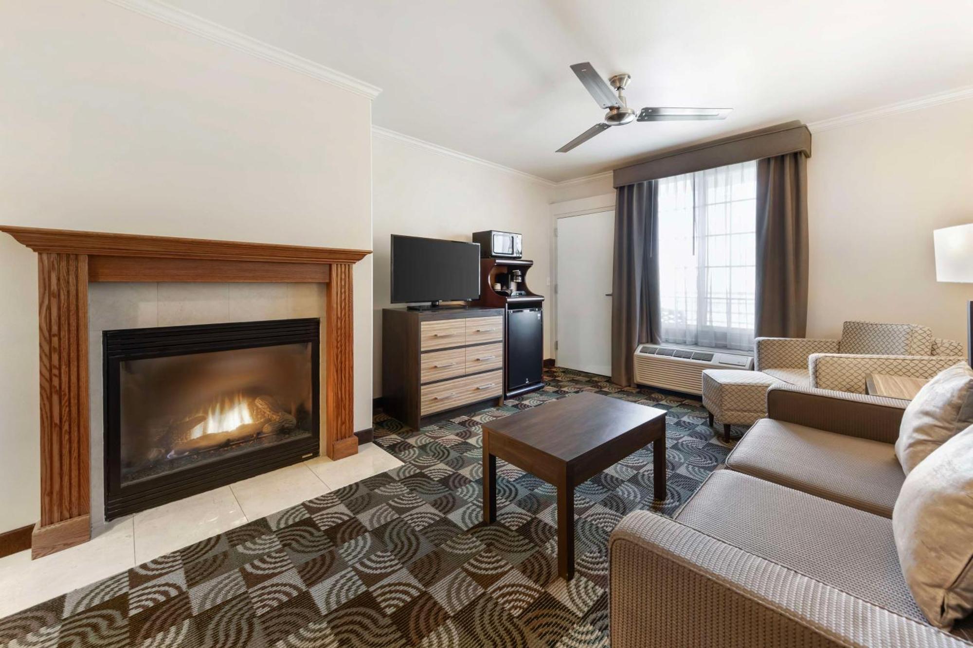 Best Western Plus Country Park Hotel Tehachapi Ngoại thất bức ảnh