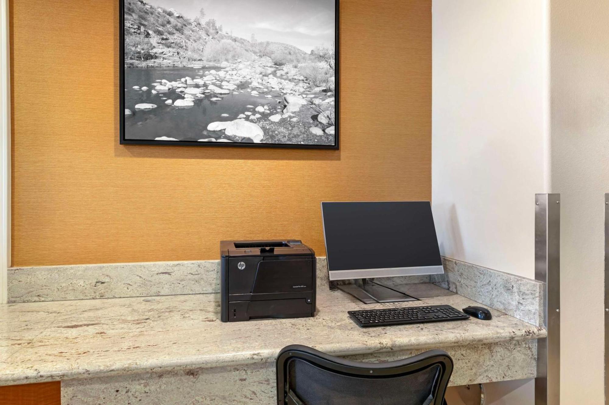 Best Western Plus Country Park Hotel Tehachapi Ngoại thất bức ảnh